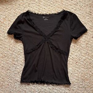 No Boundaries Black Ruffled Fitted Blouse